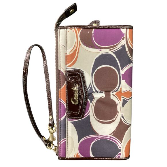 Coach Wallet/ Wristlet Women’s 1 Size Fabric And Leather Zipper C Pattern Colors - Picture 1 of 4
